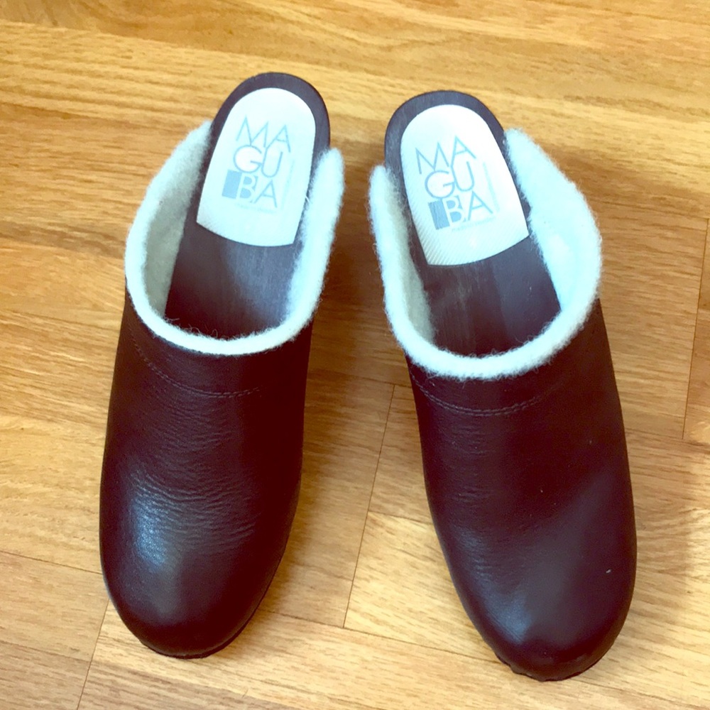 Maguba Clogs